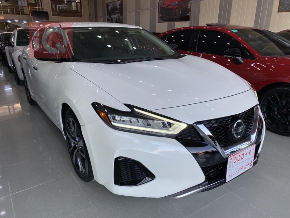 Nissan Maxima